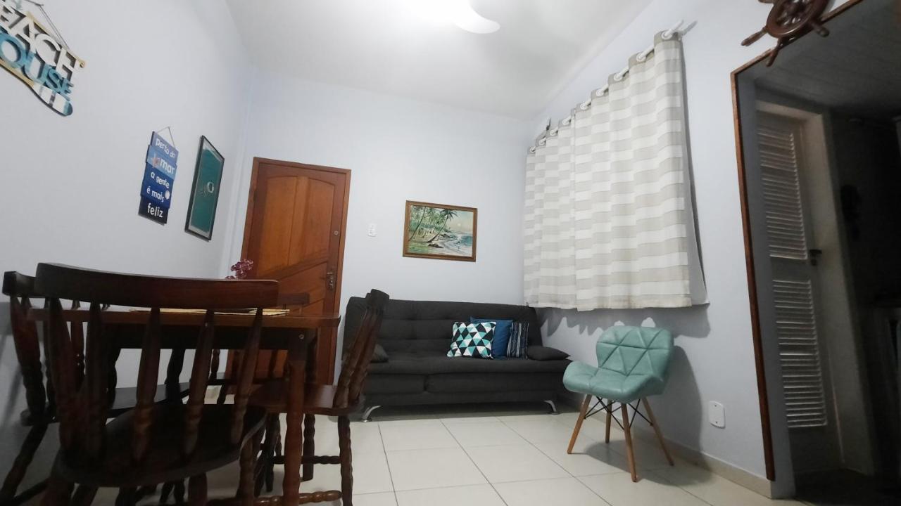 Cabo Frio - A Uma Quadra Da Praia Do Forte E Do Hotel Malibu - A 2 Minutos De Bares E Restaurantes Da Orla - Apto Terreo - Wi-Fi 외부 사진